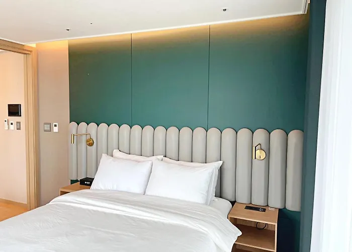 Elbon The X Bona Travel 4*