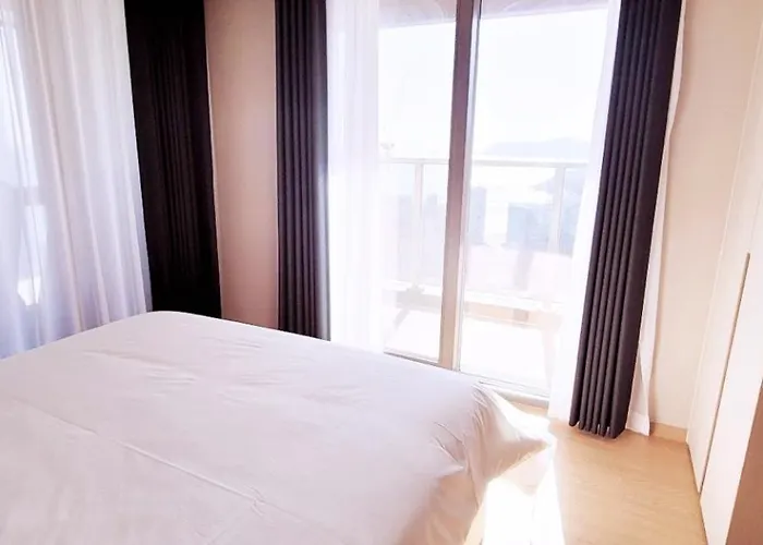 호텔 Elbon The X Bona Travel 4*