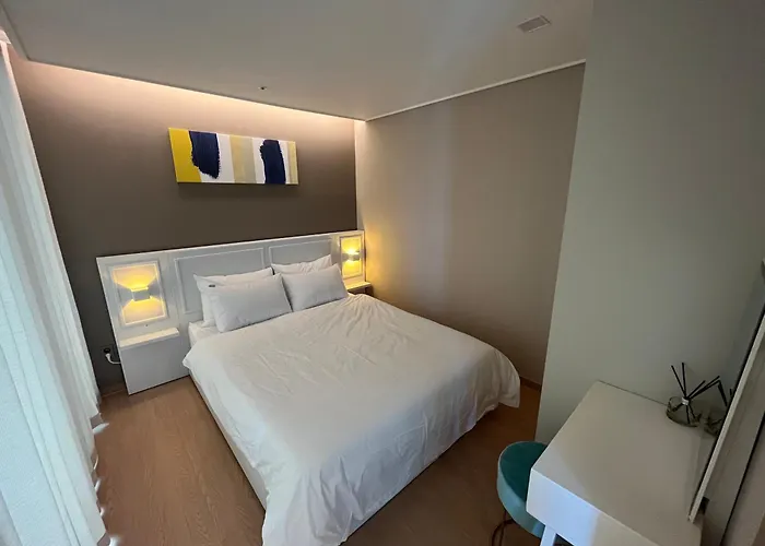 Elbon The X Bona Travel 호텔 4*