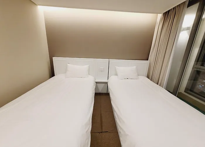 호텔 Elbon The X Bona Travel 4*